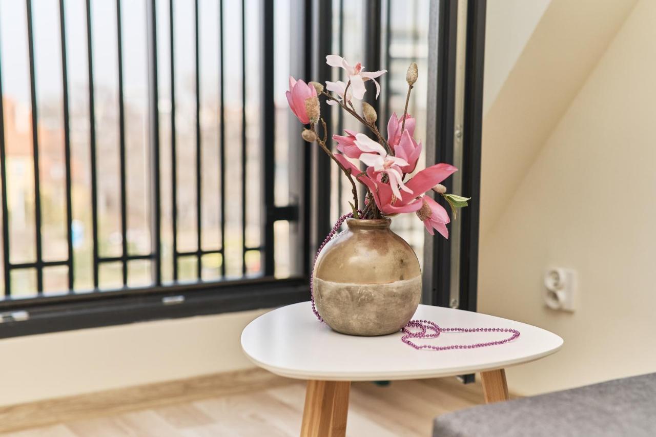 Apartment Under The Wroclove Sky By Renters
