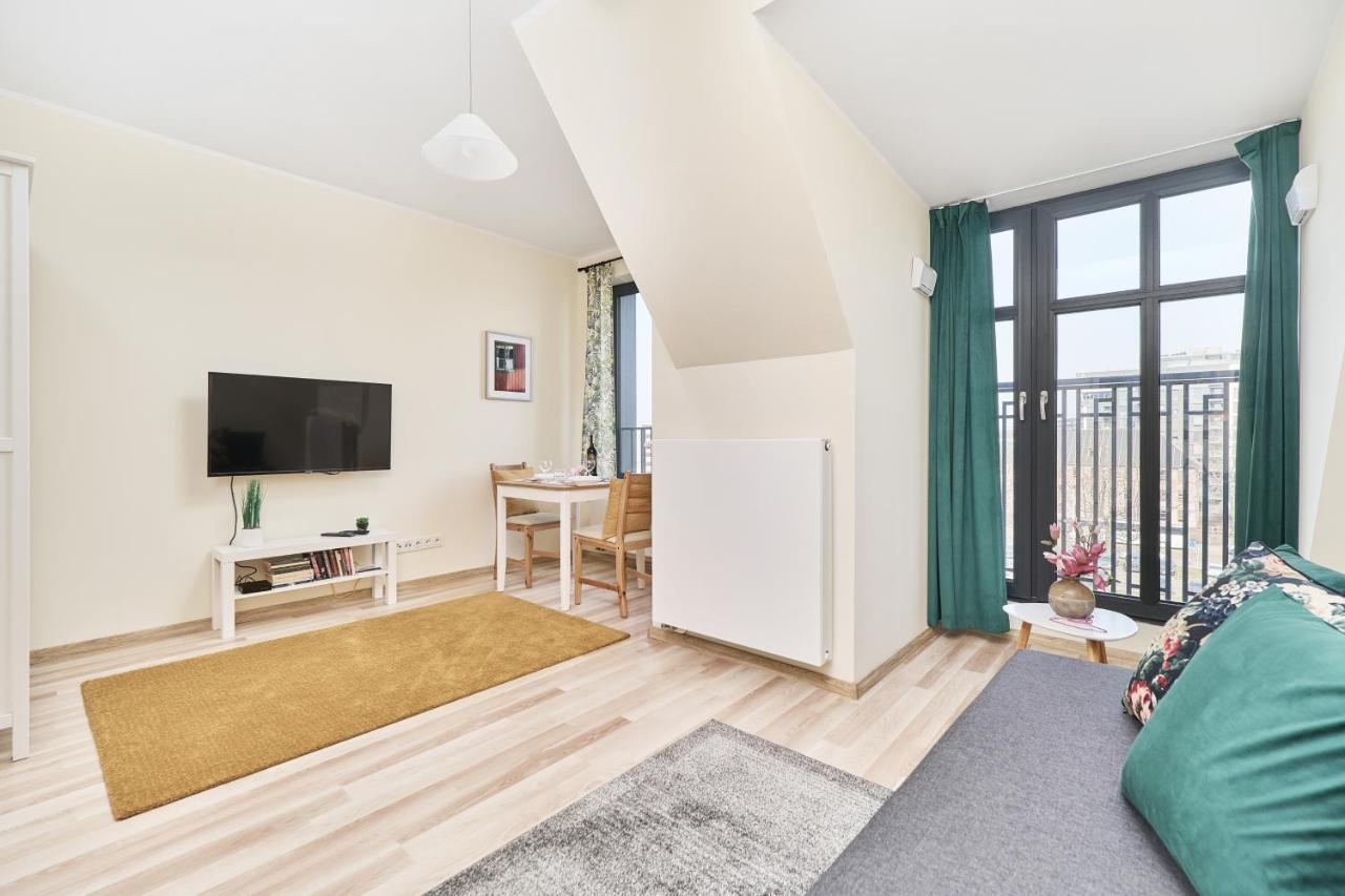 Apartament Under The Wroclove Sky By Renters *